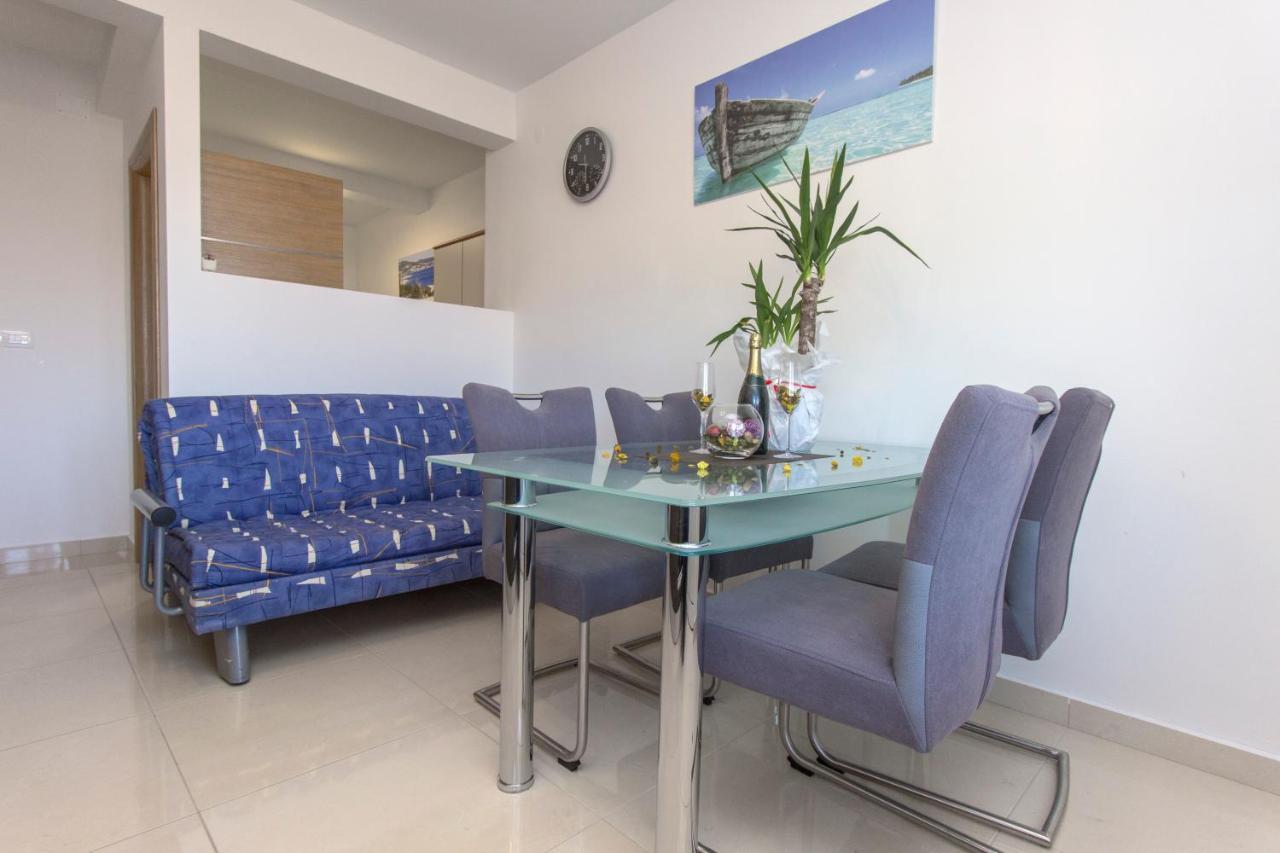 Apartmani Malis ราชานิ ภายนอก รูปภาพ